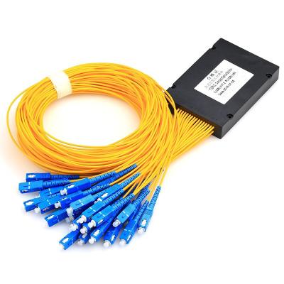 China Passive FTTH Fiber Optic Splitter 1*4/8/16/32 FTTH PLC Splitter 1x32 PLC With Connector for sale