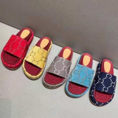 China 2021 fashion trend hot sale OEM slippers for ladies slippers 2021 girls slippers flat sandals shape sandals packing slip box for sale