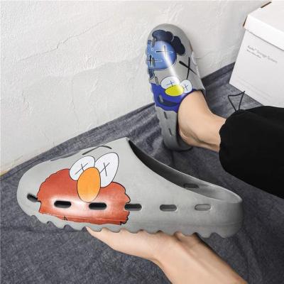 China Fashion trend most popular black yeezy slippers men colorful yeezy slipper yeezy slides for sale