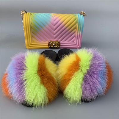 China Anti-odor Ladies Smear Fur Slippers Fur Slippers Rainbow Colored Shoes Cute Fur Slippers Travel Color Jelly Bag Set for sale