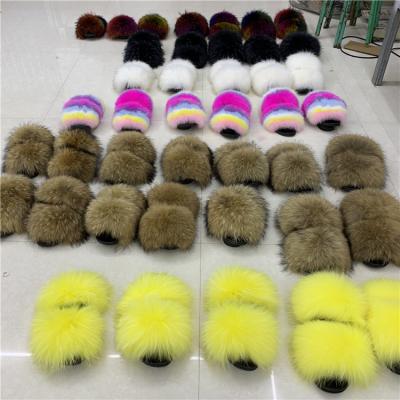 China 2020 HOT NEW fashion real fur Sweat-absorbent slides furry outdoor sandals women raccoon fox fur slippers wholesale for sale