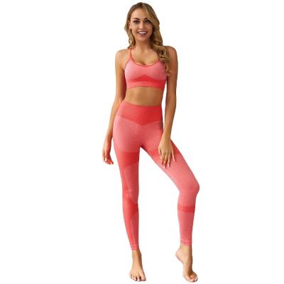 China Custom Seamless Quick Dry Women's Breathable Breathable Sports Set High Quality Sports Woman Clothes Yoga Gym Fitness Set for sale