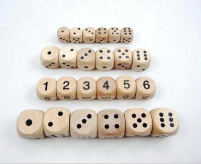 China Dicewood Wood Different Natural Wood Board Game Dice Round Corner Dice Size for sale