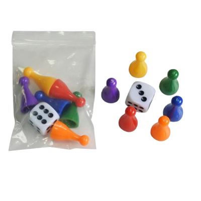 China Plastic board game flying chess pieces with pawn and plastic dies for sale