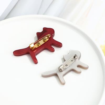 China Customizable Color Styles OEM ODM Luxury Promotional Gifts Brooches And Pins Vintage Style Brooches For Bags for sale