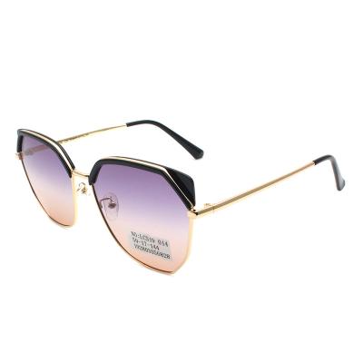 China Stylish Fashion Sunglasses LCS19 014 Metal Frame Sunglasses Custom Polarized Color For Women for sale