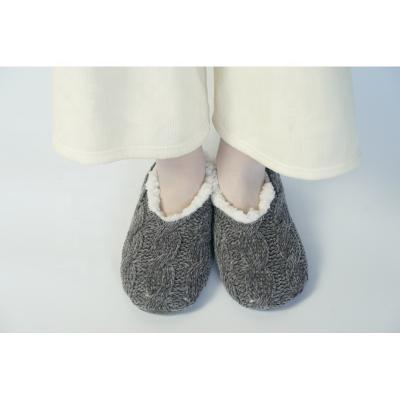 China OEM Super Soft Comfortable Chenille SHERPA SLIPPER DIAMOND Cable Comfortable Ballerina Ladies Slipper for sale