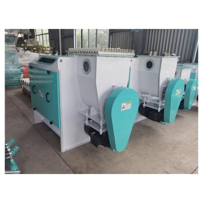 China 500KG/Hour Chemicals Capacity Sieve Animal Feed Vibrating Screen Machinery for sale