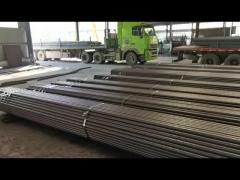 Seamless steel pipe loading