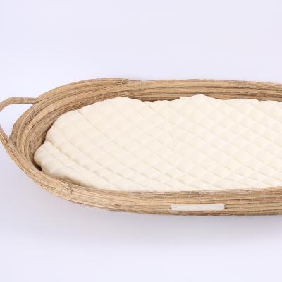 China Hot Selling Sustainable Natural Baby Plant Plankton Changing Basket With Mattress for sale