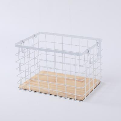 China Viable Metal Mesh Baskets Metal Towel Storage Basket for sale