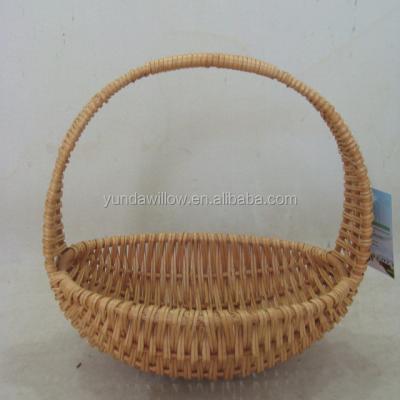 China Sustainable Woven Rattan Gift Basket Packing Basket For Gifts for sale