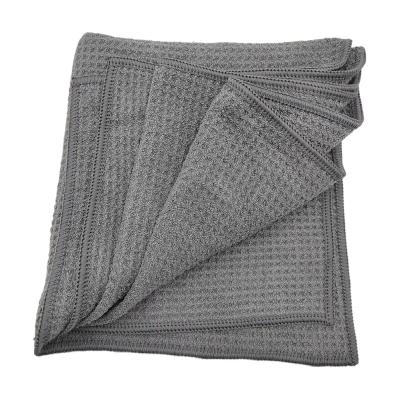 China Popular Plain Amazon Hot Sale Gray Waffle Microfiber Car Washing Dry Towel for sale