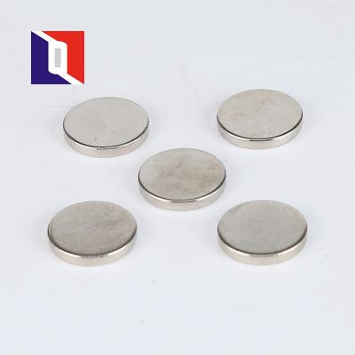 Cina Strong Magnetic Disc N35 N52 Neodymium Magnet Speaker Neodymium Disc Magnet Sale in vendita