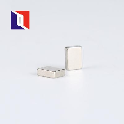 China Industrial Magnet Square Block Magnet Super Strong Small Rare Earth N52 NdFeB Neodymium Magnet for sale