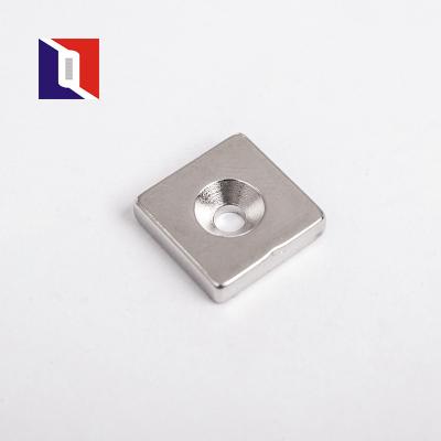 China China Wholesale Environmentally Friendly Countersunk Block Magnet Square Ndfeb Magnet Sheets With Hole for sale