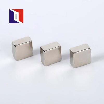 China Professional Industrial Magnet Ndfeb Manufacturer N35 Doll Magnet Block Neodymium Magnet for sale