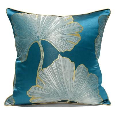 China Sustainable Decorative Luxury Jacquard Cushion Cover Luxury Orient Floral Tile Cover for sale