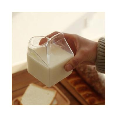 China Factory Direct Sale Sustainable Solid Fresh Milk Carton Shape Glass Cup From China for sale