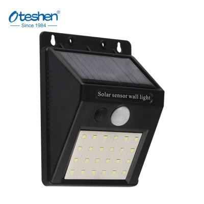 China Modern Contemporary Durable Classic Design LED Wall Light Smart Solar Garden Lights Led Solar for sale