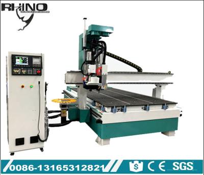 China Houten CNC Router met Automatisch Gediplomeerd Ce/ISO van de Hulpmiddelwisselaar Te koop