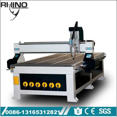 China 1325 máquina económica del router del CNC, router de madera del CNC para las puertas/las escaleras/los gabinetes en venta