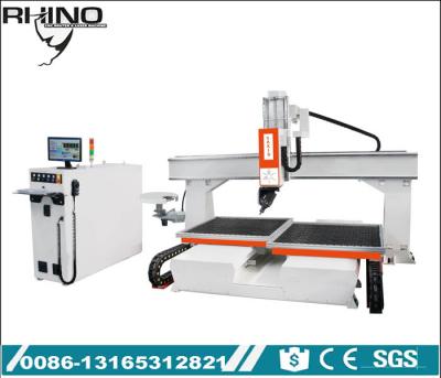 China Router de madera del CNC de 5 resistentes AXIS, tipo económico tabla industrial del router del CNC en venta