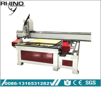 China Vakuumtisch-Art hölzerne CNC-Maschine, 4 Achse CNC-Graviermaschine zu verkaufen