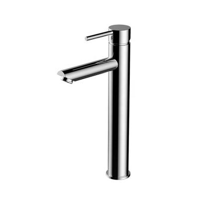 China New Design Faucets 2021 Hotel Faucets Single Handle Sink Basin Metered Deck-Mounted Hot Cold Water Mixer Taps for sale