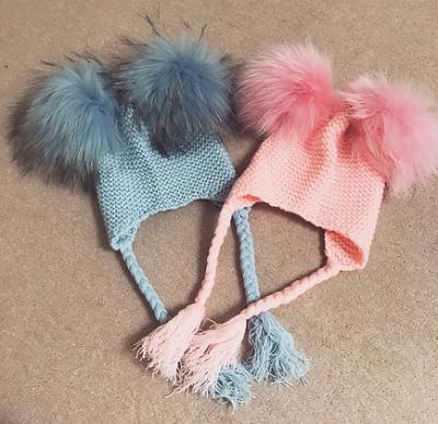 China breathable & Cashmere Waterproof Wholesale Material Soft Raccoon Fur Pompom Double Real Knitted Customize Cute Baby Winter Hats for sale