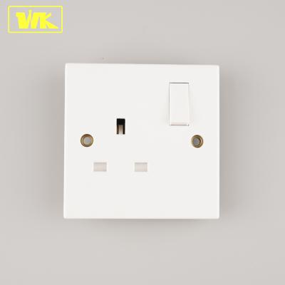 China Residential / General Purpose Wm Socket 1 Single Strip 13 Amp Switch And Socket Outlet , UK Type Electrical Switches And Socket for sale