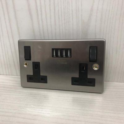 China Residential Stainless Steel Strip 2/All Purpose Wm. with 4 USB Charging UK USB Wall Switch Smart Socket for sale