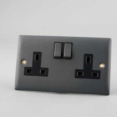 China The UK Residential/All-Purpose Electric Dual Power WK 13A Wall. BS switched socket anthracite for sale