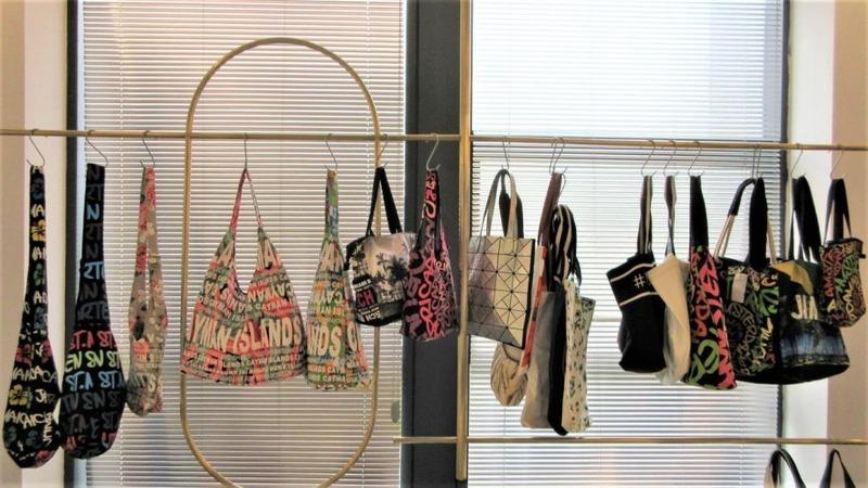 Verified China supplier - Hangzhou Tianlong Handbag Co., Ltd.