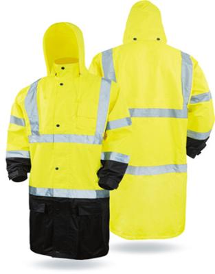 China Good quality seam-sealed high working visibility raincoat safety rainsuit with reflective tape for sale