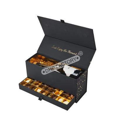 China Gold Paper Magnetic Chocolate Box Wine Bottle Packaging Boxes Sophisticated Design for sale