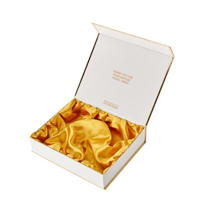 China Satin Lined Premium Magnetic Closure Rigid Boxes With Magnetic Lid for sale