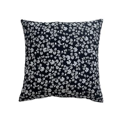 China Japan Black Vogue Style Vintage Living Room Anti-Static White Floral Pure Cotton Handmade Cushion Cover for sale