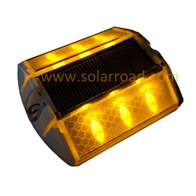 China Solar LED Raised Traffic Sidewalk Marker Reflective Solar Road Stud RS-719-03 for sale