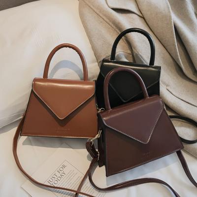 China 2021 high quality new arrival China ladies fashion handbag middle size cheap handbags for sale