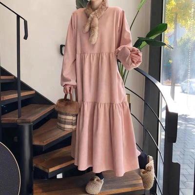 China Breathable Elegant O Neck Long Sleeve Pleated Corduroy Long Dress for sale