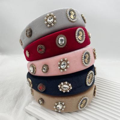 China Friendly Material Amazon Hot Selling Luxury Baroque Diamond Headband Pearl Rhinestone Sponge Hairband Women Wide Hair Accessories Velvet Headwear for sale