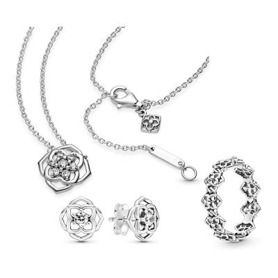 China TRENDY 925 14k White Gold Sterling Silver Plated Love Flower Necklace and Earrings Jewelry Set for Women Mother Daughters Gift for sale