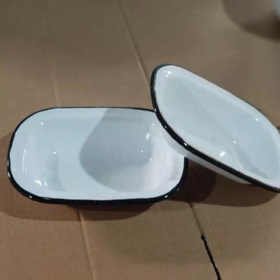 China Hot Sales Traditional Enamel Terrines 28cm Eco Friendly Porcelain Coated Dish Dinnerware for sale