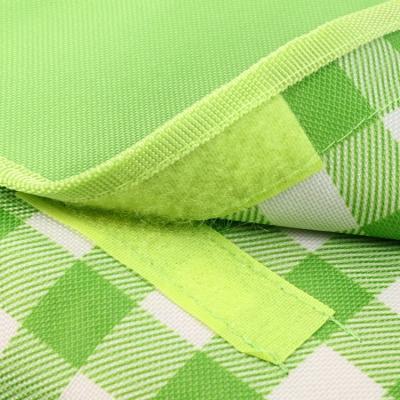 China Multi-person Water Proof Picnic Mat Family Foldable Green PVC Expense Gemutlichen Picknick To Accept Customize for sale