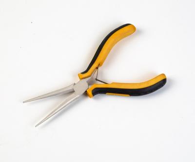 China 4.5 inch MULTI FUNCTIONAL mini needle nose pliers with simple packing for sale