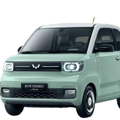 China Wuling mini electric vehicle 0 kilometer new energy vehicle electric vehicle left steering electric car produced in China 13.8KWh for sale