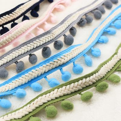 China Viable factory sale 3.5cm*25yards/roll tassel ribbon lace trim ethnic style clothing pom pom lace trim SH018 for sale