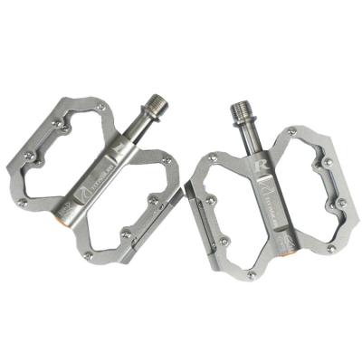 China Mountain Bikes Factory Price Of Bike Pedals With Titanium 3 Axle Flat Pedal Bike Bearing Parts for sale