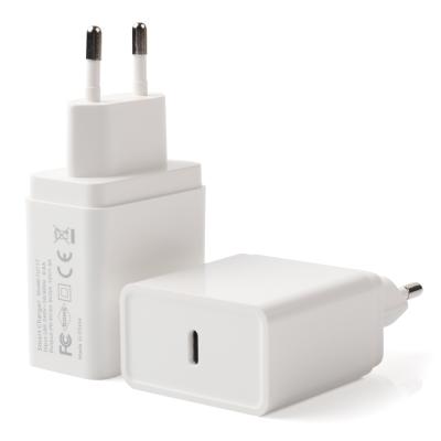 China 2020 HOT Selling Mobile Phone PD 18W USB Charger USB C Fast Phone Charger for sale